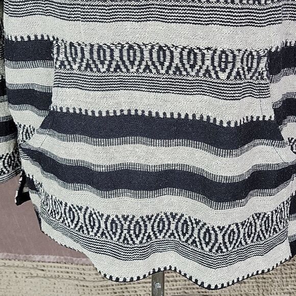 FOREVER 21 Bohemian Pullover Hoodie Medium‎ - Picture 3 of 8